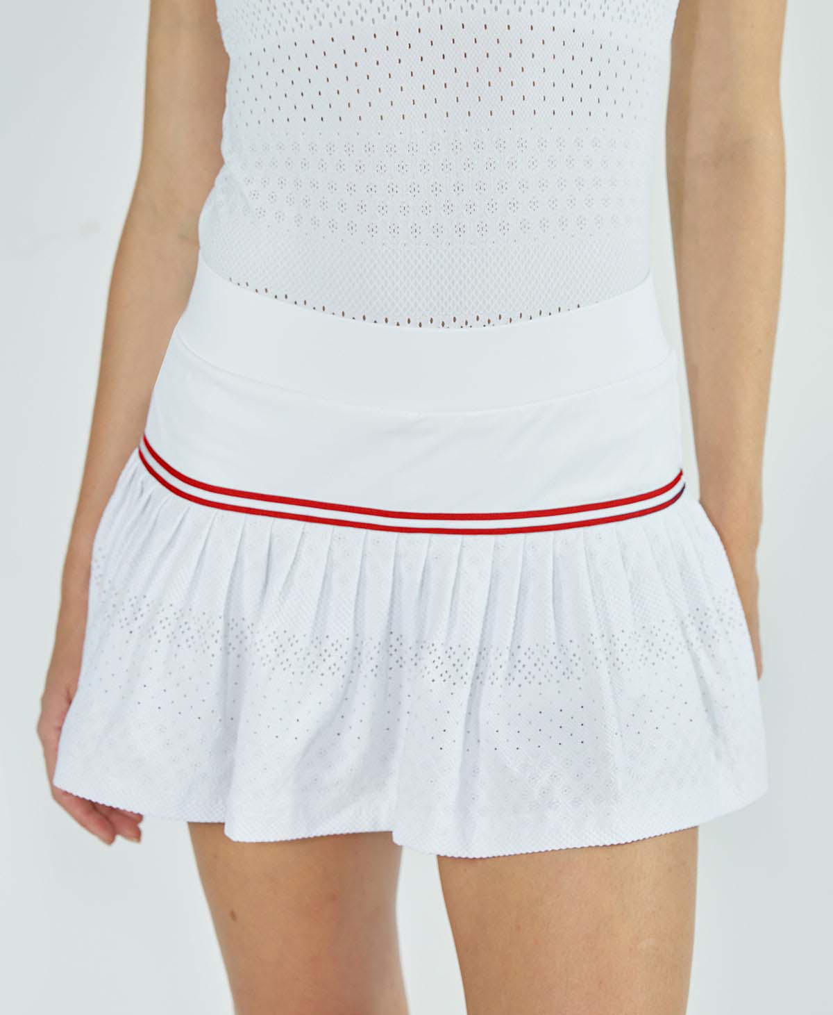 LACE SKORT