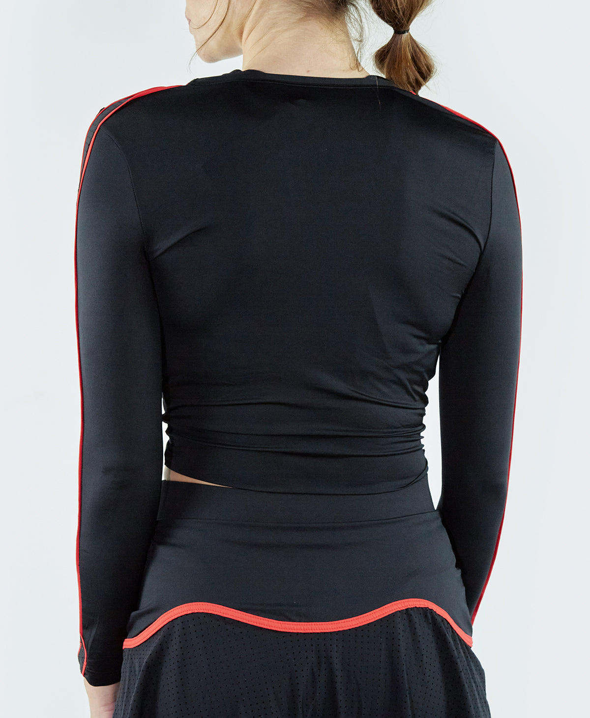 LONG SLEEVE TWIST TEE